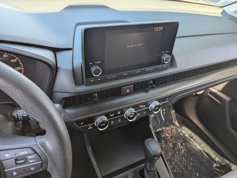 Used 2023 Honda CR-V EX image 23