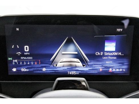 Used 2025 Chevrolet Traverse RS image 12