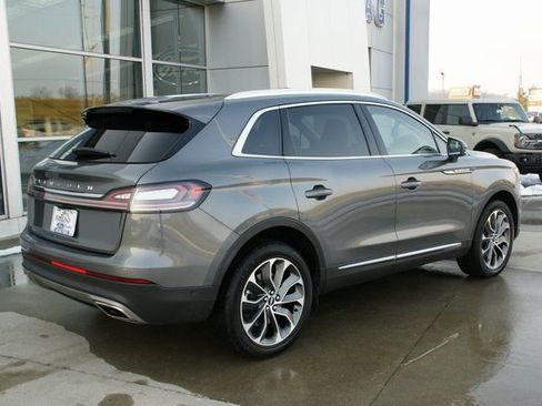 Used 2023 Lincoln Nautilus Reserve w/ Equipment Group 201A image 3