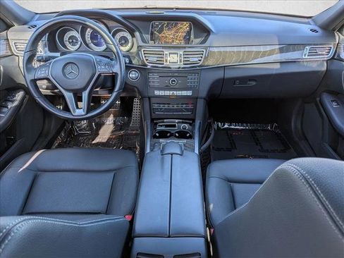Certified 2016 Mercedes-Benz E 350 Sedan image 19