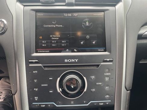 Used 2014 Ford Fusion Titanium image 26