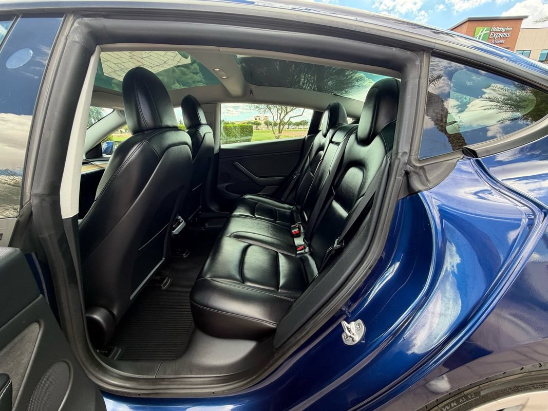 Used 2023 Tesla Model 3 Standard Range RWD image 11