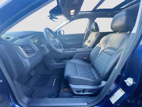 New 2026 Nissan Rogue Platinum image 22