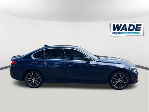 Used 2020 BMW 330i xDrive Sedan w/ Premium Package AWD/4WD image 4