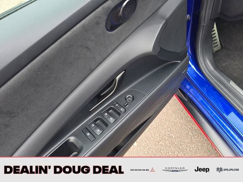 Used 2025 Hyundai Elantra N image 12