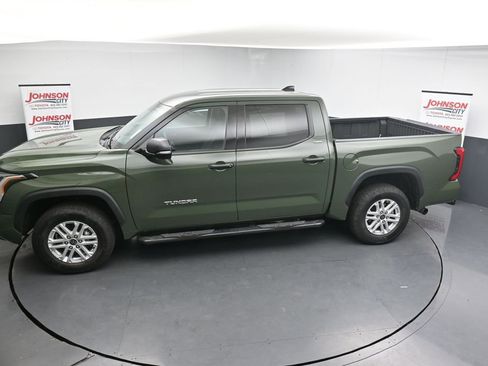 Used 2023 Toyota Tundra SR5 w/ SR5 Convenience Package AWD/4WD image 27