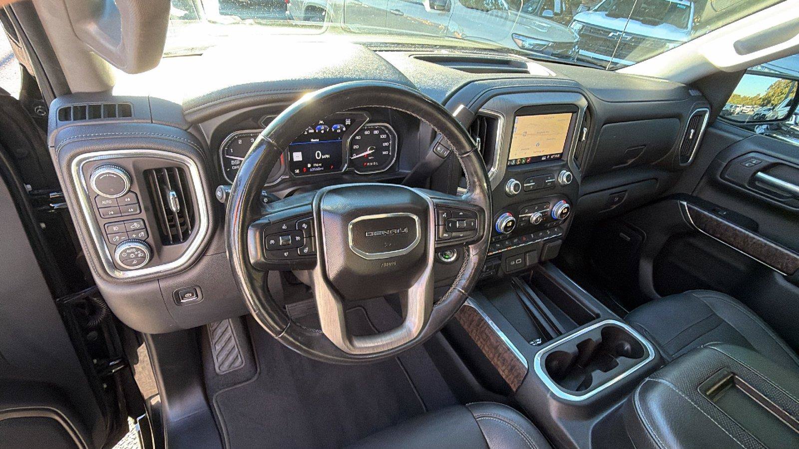 Used 2019 GMC Sierra 1500 Denali w/ Denali Ultimate Package AWD/4WD image 4