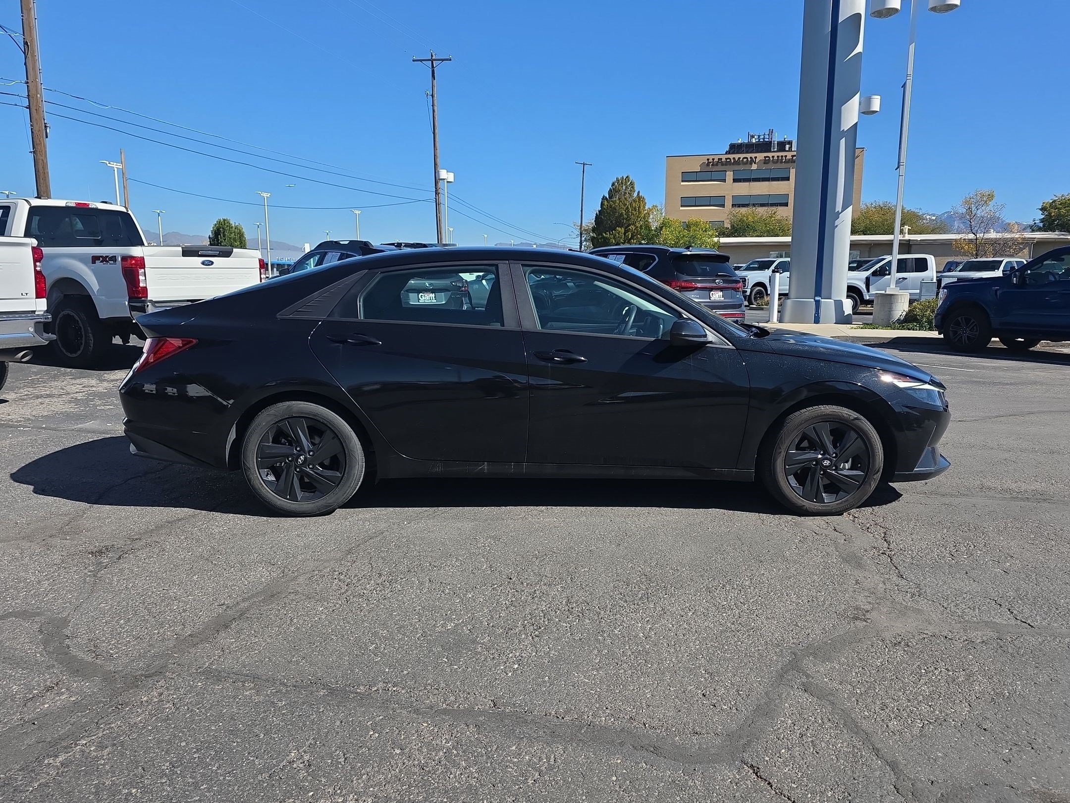 Used 2023 Hyundai Elantra Blue w/ Cargo Package FWD image 2