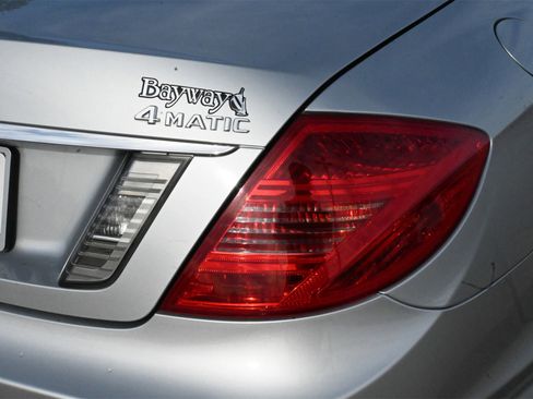 Used 2012 Mercedes-Benz CL 550 CL 550 image 19