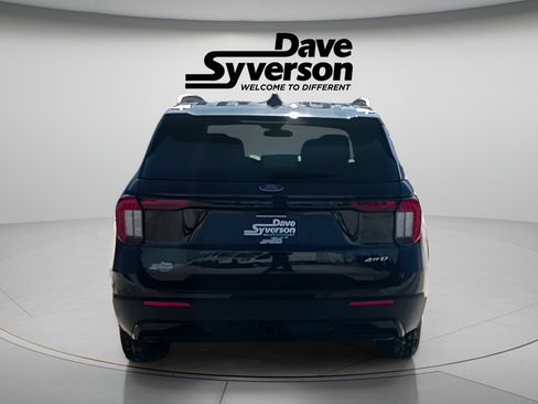 Used 2025 Ford Explorer ST-Line AWD/4WD image 6