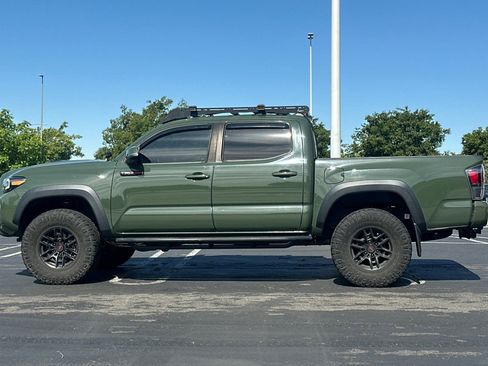 Used 2020 Toyota Tacoma TRD Pro AWD/4WD image 7