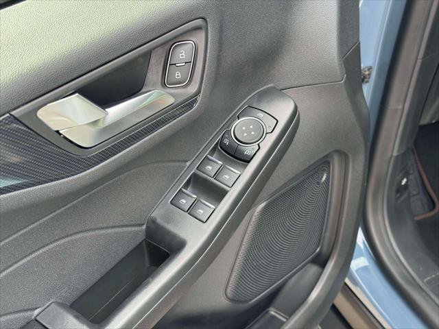 Used 2023 Ford Escape ST-Line w/ Tech Pack #1 AWD/4WD image 18