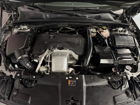 Used 2019 Buick Regal Avenir w/ Driver Confidence Package II image 6