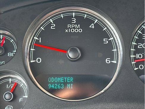 Used 2013 GMC Yukon Denali image 27