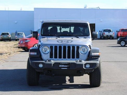 Used 2020 Jeep Gladiator Sport w/ Quick Order Package 24S AWD/4WD image 9
