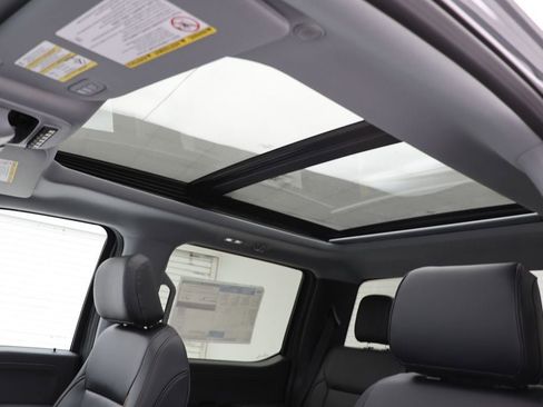 New 2026 Ford F250 Lariat w/ Black Appearance Package image 21