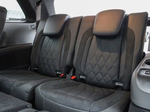 New 2025 Mercedes-Benz GLS 63 AMG 4MATIC image 27