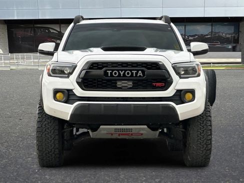 Used 2020 Toyota Tacoma TRD Sport image 10