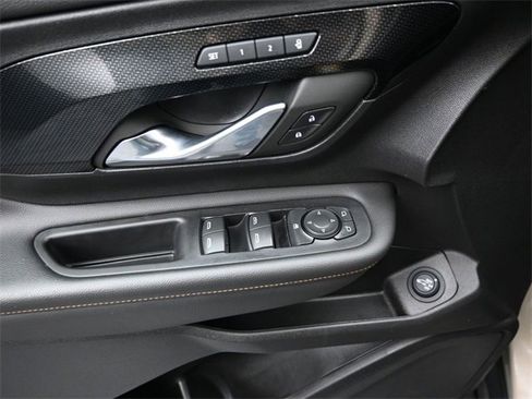 Used 2023 GMC Terrain AT4 image 7