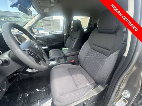Certified 2025 Nissan Frontier SV w/ SV Convenience Package RWD image 11
