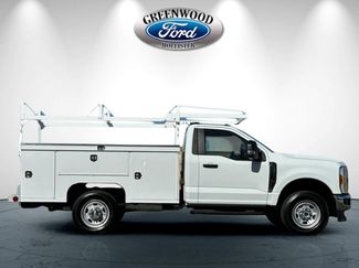 New 2025 Ford F350 XL w/ XL Chrome Package AWD/4WD video 3