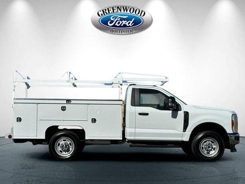 New 2025 Ford F350 XL w/ XL Chrome Package AWD/4WD image 3