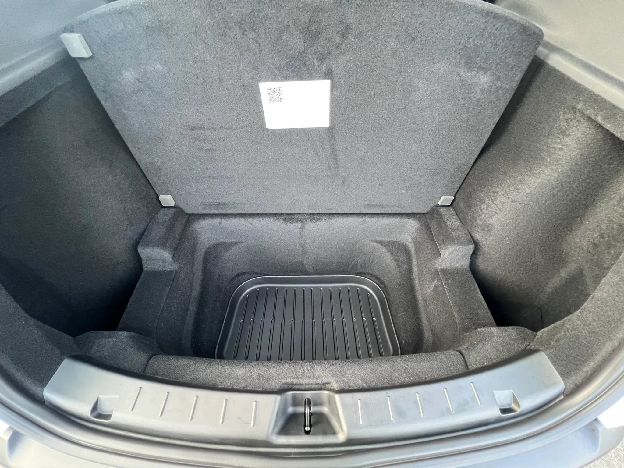 Used 2026 Tesla Model Y AWD image 32