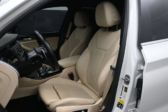 Used 2022 BMW X3 xDrive30i w/ Convenience Package AWD/4WD image 5