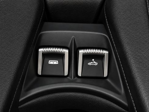 Used 2020 McLaren 720S Spider RWD image 41