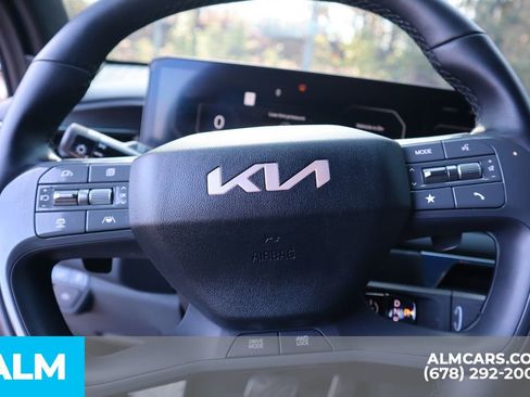 Used 2024 Kia EV9 GT-Line image 31