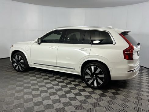 Used 2025 Volvo XC90 T8 Plus w/ Protection Package Premier image 8