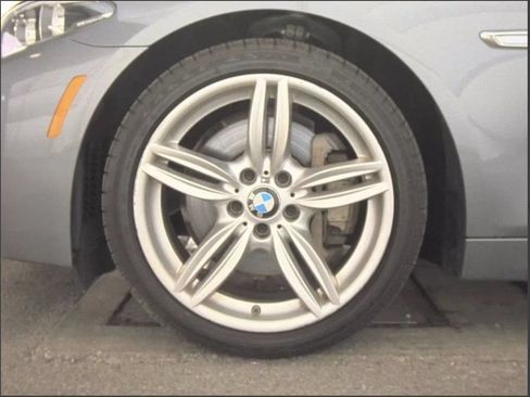 Used 2015 BMW 535i xDrive Sedan AWD/4WD image 11