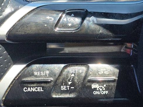 Used 2022 Mercedes-Benz C 300 4MATIC Sedan image 33