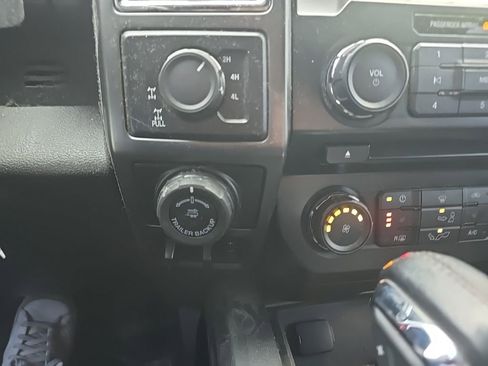 Used 2016 Ford F150 XLT w/ Equipment Group 302A Luxury AWD/4WD image 17