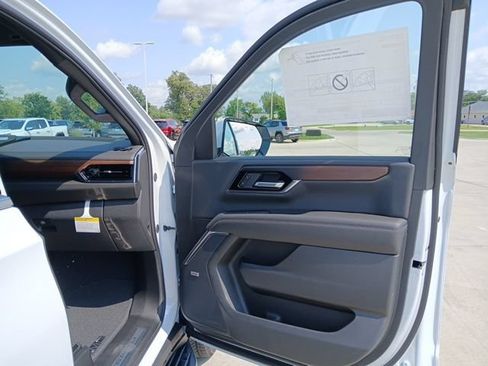 New 2026 GMC Yukon XL Denali AWD/4WD image 30