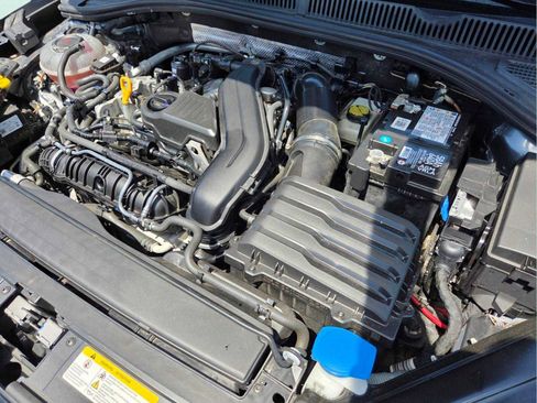 Used 2022 Volkswagen Jetta Sport FWD image 17