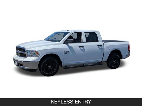 Used 2022 RAM 1500 Classic SLT AWD/4WD image 5