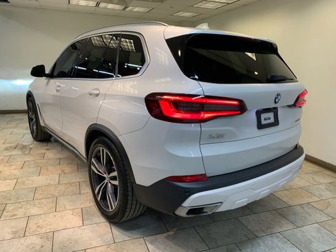 Used 2021 BMW X5 xDrive40i w/ Premium Package AWD/4WD image 5