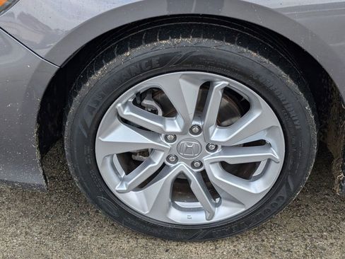 Used 2018 Honda Accord LX image 18