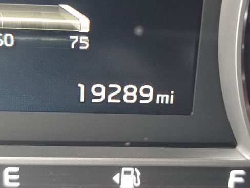 Used 2023 Kia Sorento EX image 22