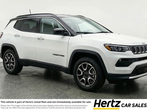 Used 2025 Jeep Compass Trailhawk AWD/4WD image 1