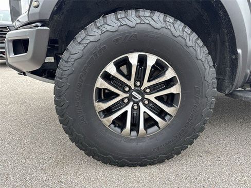 Used 2019 Ford F150 Raptor w/ Equipment Group 802A Luxury image 37