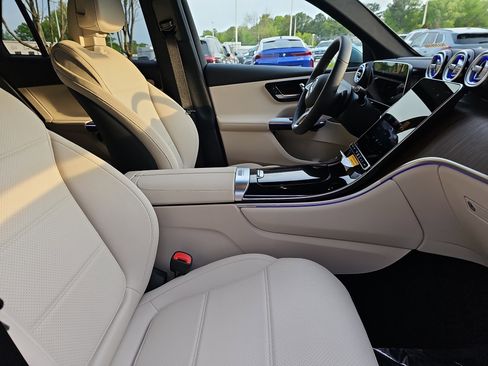 New 2026 Mercedes-Benz GLC 300 image 10