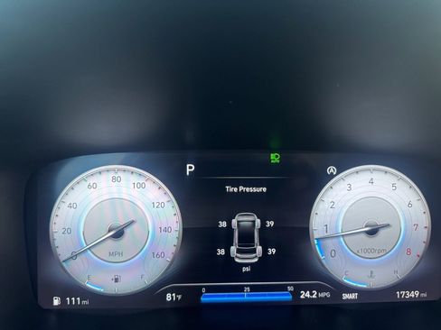 Used 2023 Hyundai Santa Fe SEL w/ Premium Package image 15