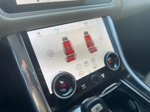 Used 2020 Land Rover Range Rover Sport HSE Dynamic image 38