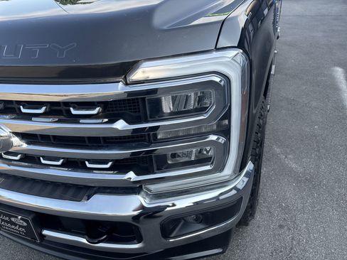 Used 2024 Ford F350 Lariat w/ Camper Package image 10