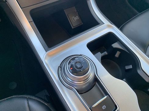 Used 2023 Ford Edge SEL image 20