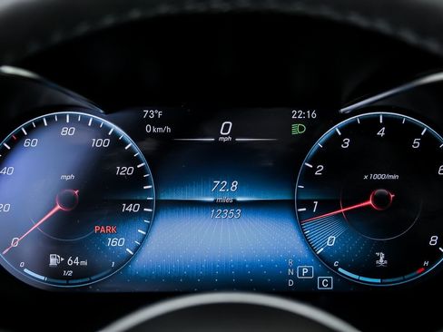 Used 2022 Mercedes-Benz GLC 300 4MATIC image 26