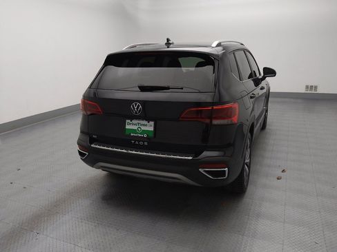 Used 2023 Volkswagen Taos SE FWD image 7