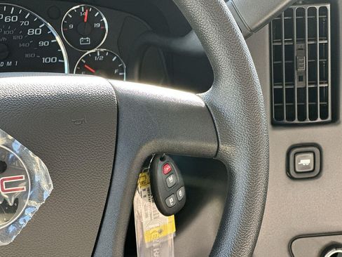 New 2026 GMC Savana 2500 w/ Driver Convenience Package RWD image 10